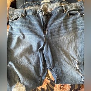 Distressed capris Torrid